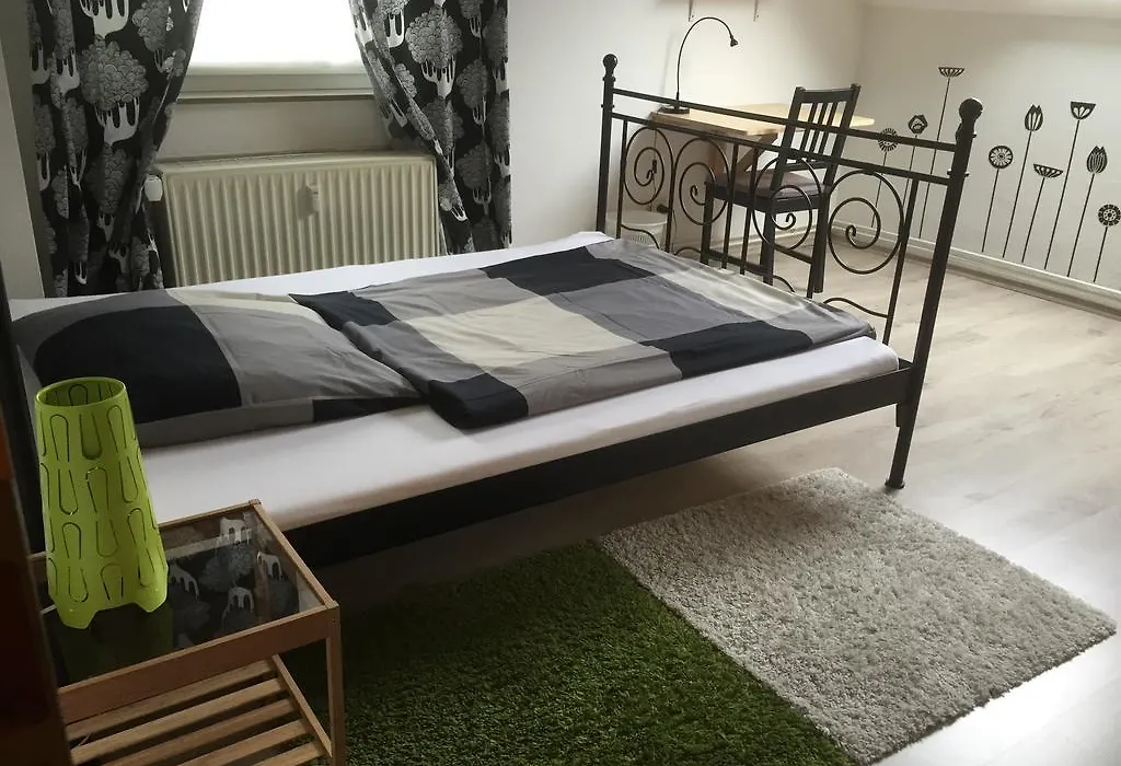 Rael-Boardinghouse-1
